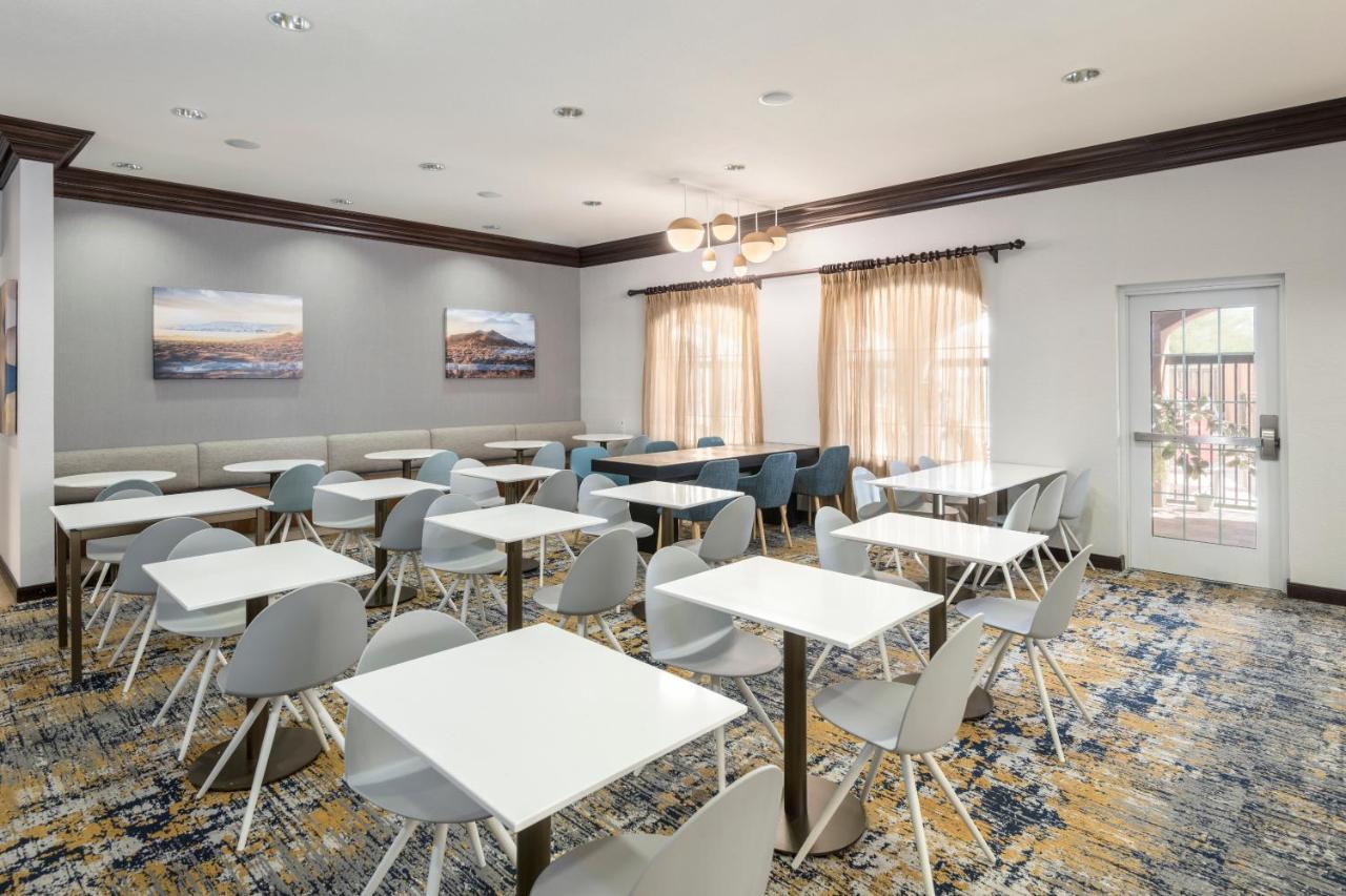 Towneplace Suites By Marriott Tucson Williams Centre Экстерьер фото